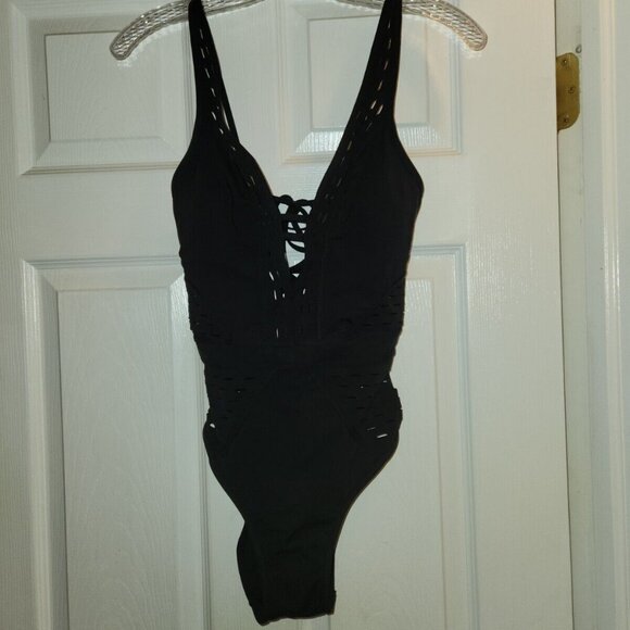 BECCA Other - BECCA by Rebecca Virtue Swimsuit One Piece Cut Out Black Size Med?
